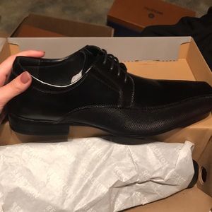 Brand New in box Kenneth Cole Reaction dress shoes